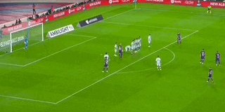 开云娱乐中心-【西甲】费利克斯处子球，莱万传射，巴萨5比0贝蒂斯