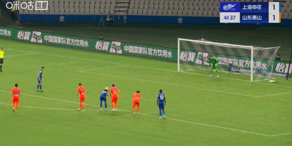 中超半场：汪海健角球破门，卡扎伊双响，申花暂2-2泰山