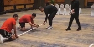 亚洲杯决赛前在酒店临时改场地 郭士强：把对手战术给球员摆一下