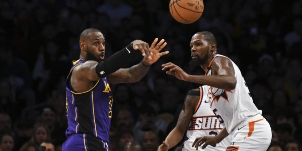 联盟官宣圣诞大战赛程：26日早6点独行侠vs勇士 9点火箭vs湖人