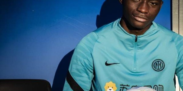 开云账号注册-齐沃这点太让人喜欢！提拔21岁小将一战成名，培养新人他真有一手